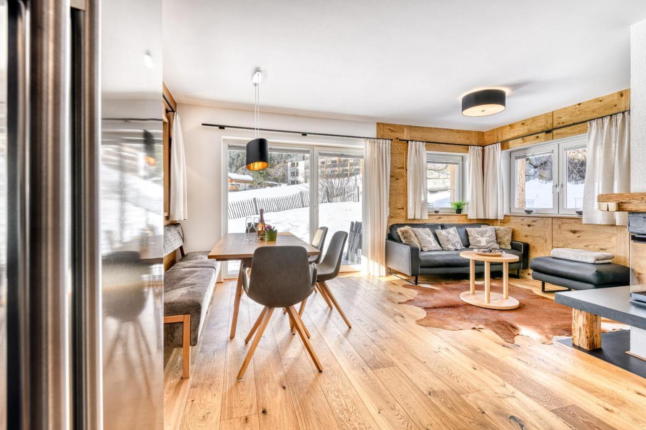 Arlberg Chalets Wald am Arlberg Esterno foto